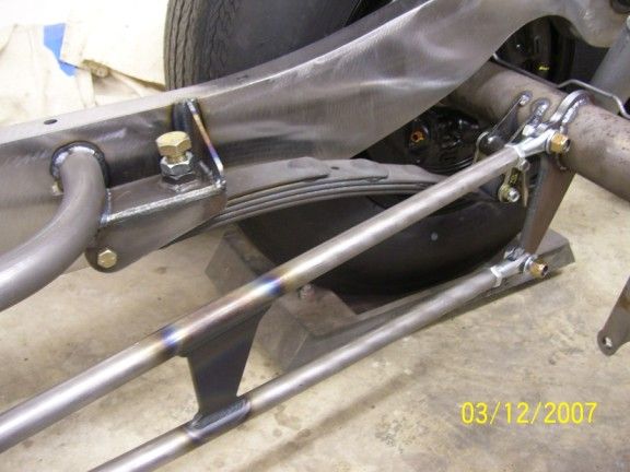 Štvrťeliptická listová pružina